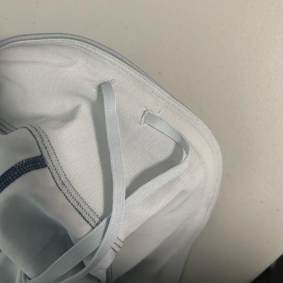 Nike Dri-Fit Cropped Leggings Women’s 1X Grey White Stripe Pocket Drawstring - Picture 3 of 8